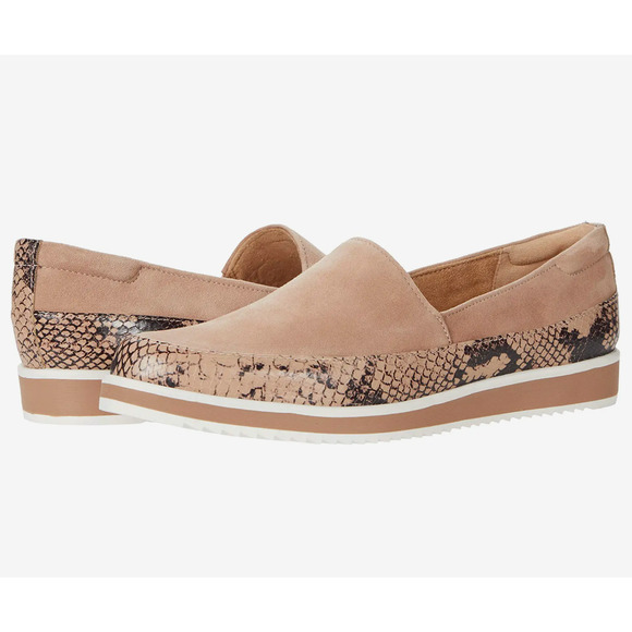 naturalizer beale flat